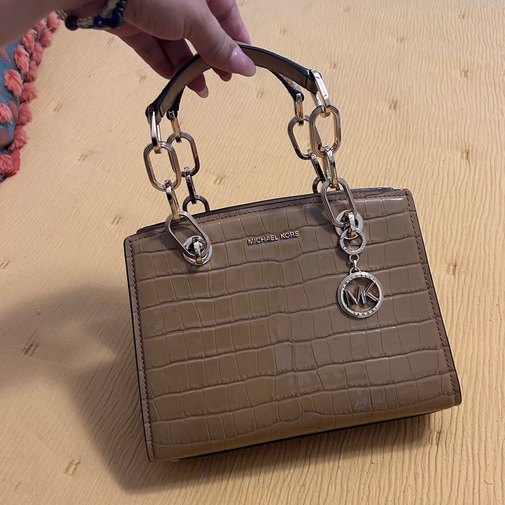 Michael Kors Cynthia Small Crocodile Embossed Leather Satchel - Pale Peanut - Picture 4 of 12
